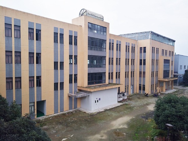 春盛中药新建饮片车间大楼通过认证 获《药品GMP证书》